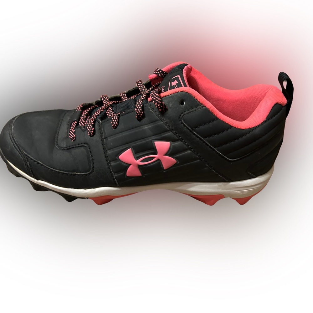 Under Armour Kids 5Y  Black and Pink Cleats - Picture 3 of 13